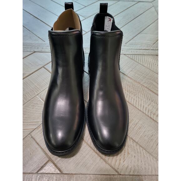 Tommy Hilfiger Bootie Womens 8.5M Black Pull-Tab Vitus 2 Chelsea - Picture 2 of 7